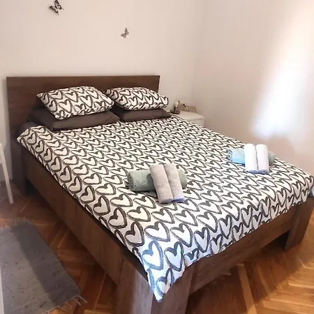 Apartment Jacky Rovinj With Parking And Free Bikes