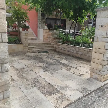 Jacky Vendégház 3*