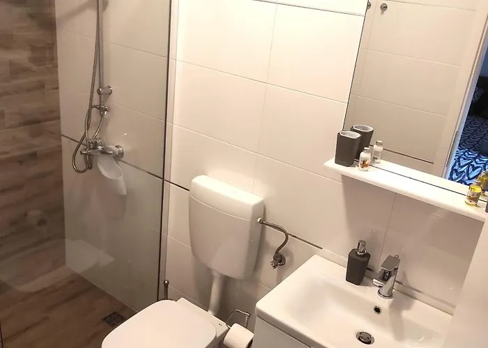 Apartment Jacky Rovinj With Parking And Free Bikes Penzion Rovinj